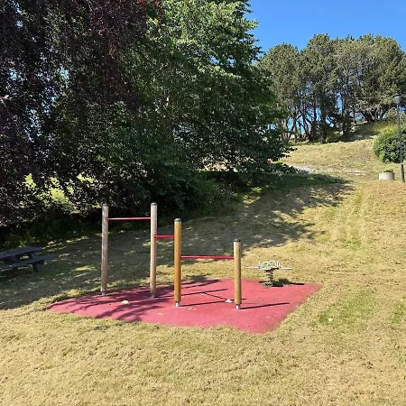 Retreat With Free Parking Daire *
